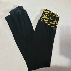 batman wide leg yoga pants size medium black and yellow light wear in go…